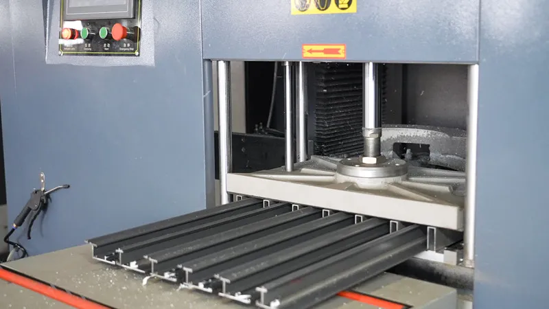 Úc chậm trễ phát hành báo cáo sự thật thiết yếu và khuyến nghị cuối cùng cho việc xem xét hoàng hôn thứ ba về các biện pháp chống bán phá giá và đối kháng đối với các loại nhôm nhôm Trung Quốc